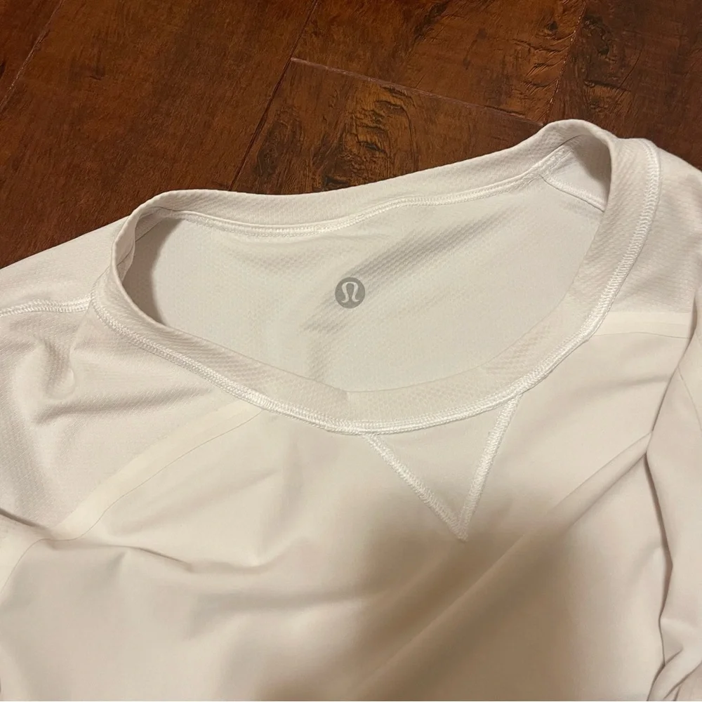 Lululemon Another Lap Strong Long Sleeve, White, 4 - Picture 6 of 11